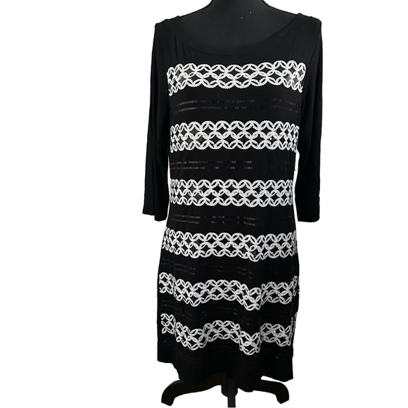 White House Black Market Dresses & Skirts - White House Black Market Sequin Black & White Detail Dress. Sized Large